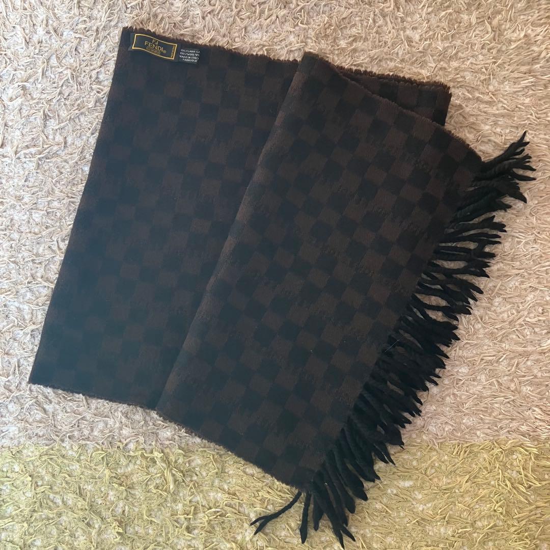 FENDI ダークブラウン チェック柄 マフラー