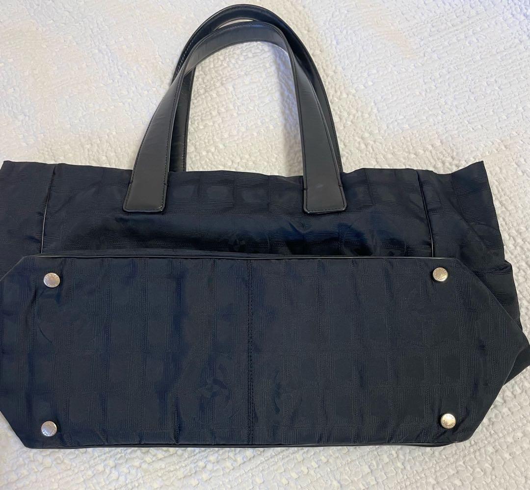 週末限定！CHANEL ニュートラベルライン トートＭＭ