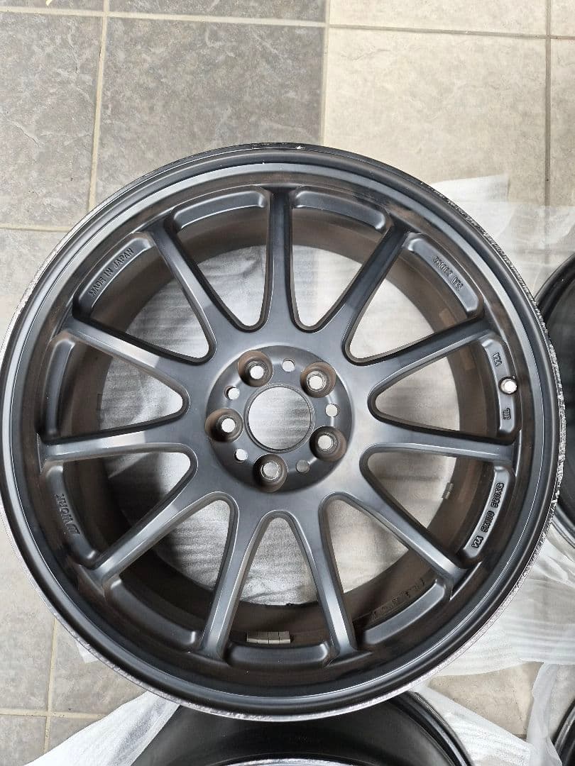 ワークエモーション11R 　18インチ　ホイールのみ