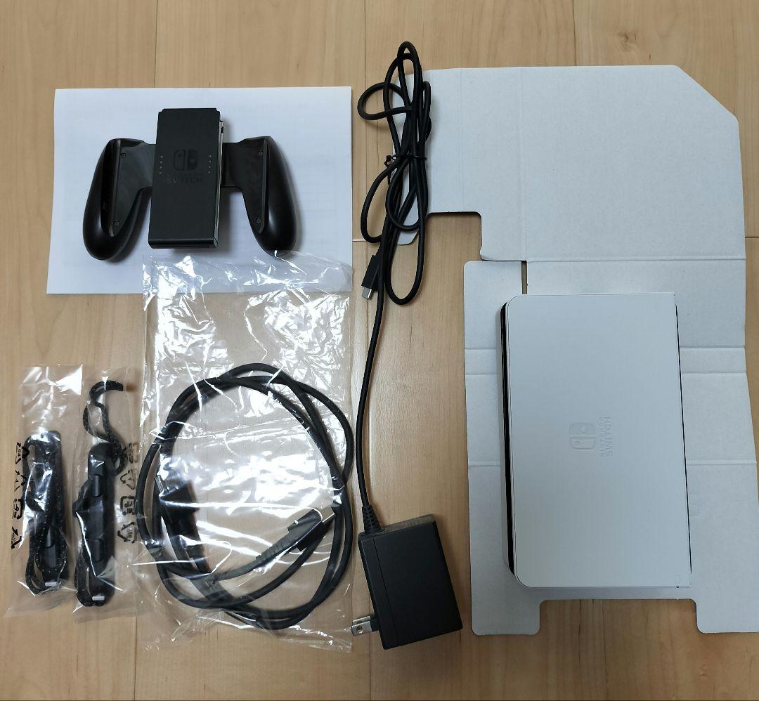 Nintendo Switch　有機ELモデル 本体　ホワイト