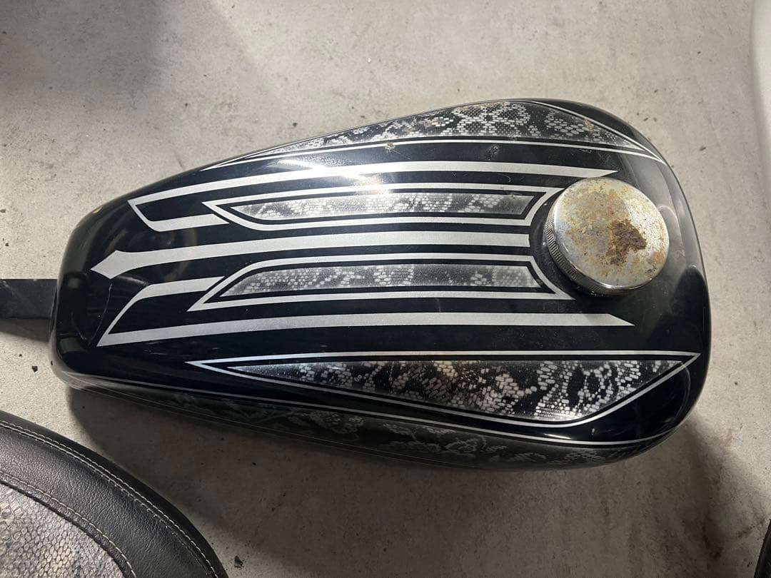 スティード400 社外タンク　カスタムペイント