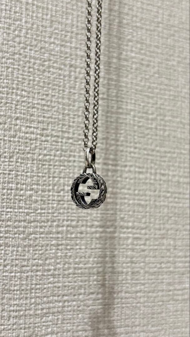 ぐ*子様 GUCCI インターロッキング ペンダントネックレス