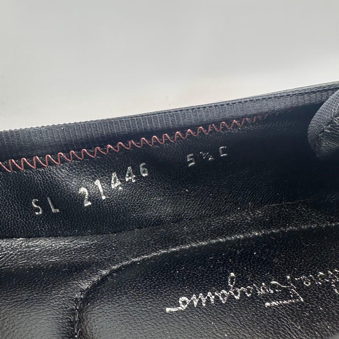 極美品　フェラガモ　フラットシューズ　ヴァラリボン　SAVINA ピンク 23