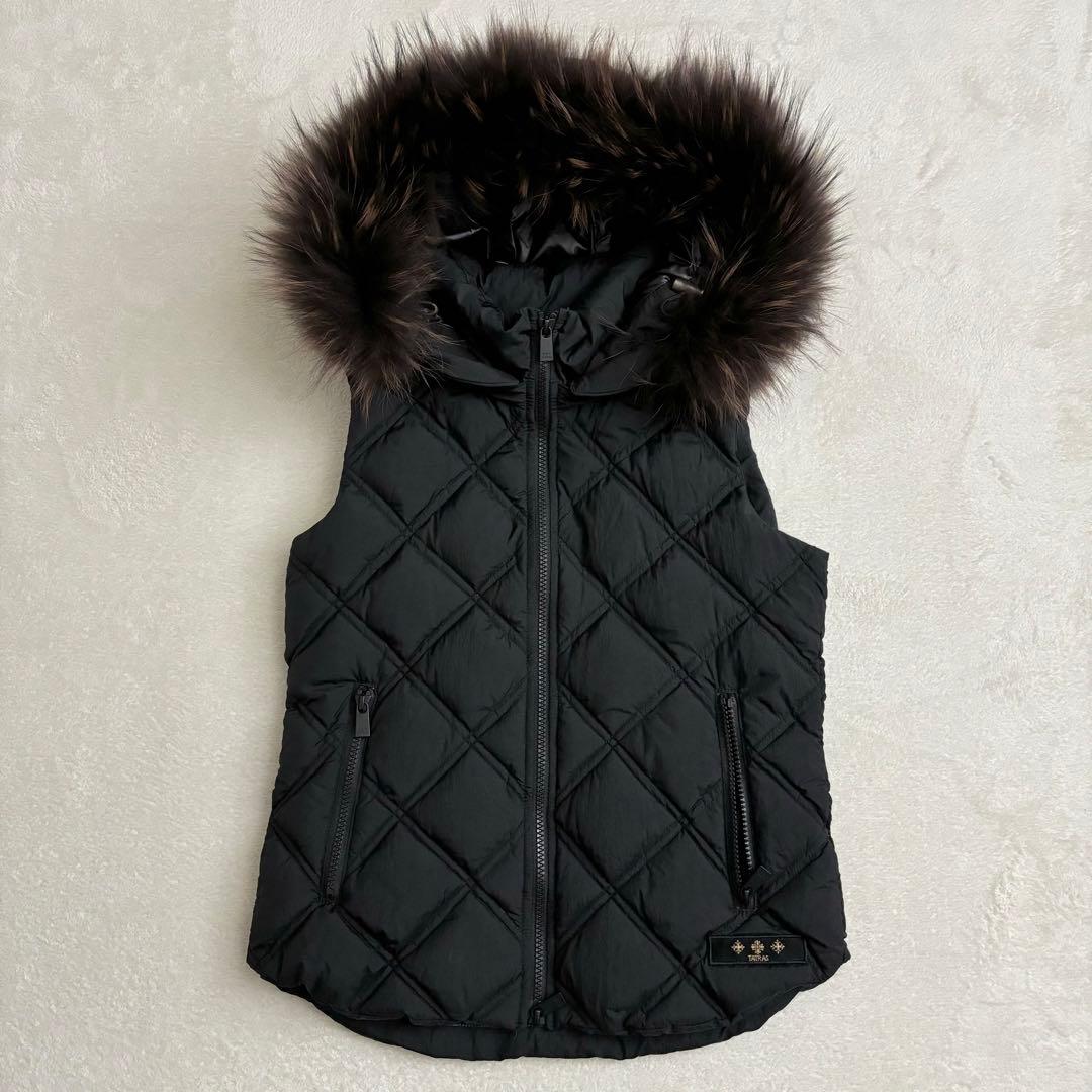 未使用級 タトラス FILOMENA ラクーンファー付きキルティングダウンベスト