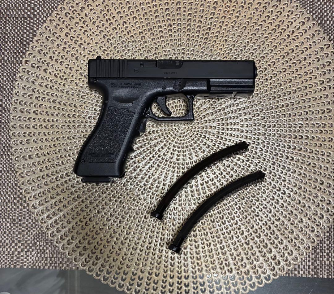 美品　東京マルイ　カスタム品　グロックG18C Glock 化粧箱付き