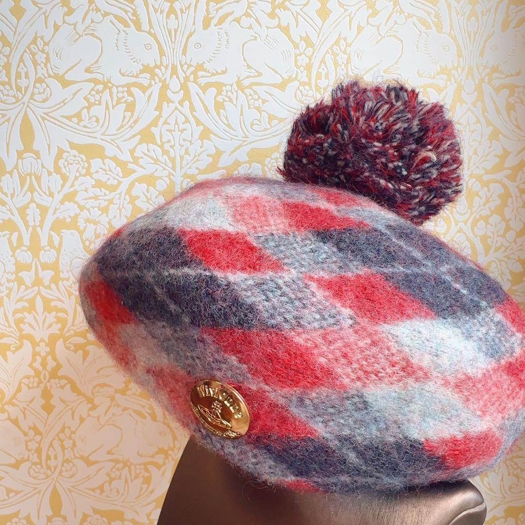 廃盤新品ヴィヴィアンウエストウッド　ポンポン付き　アーガイル柄　モヘアベレー帽