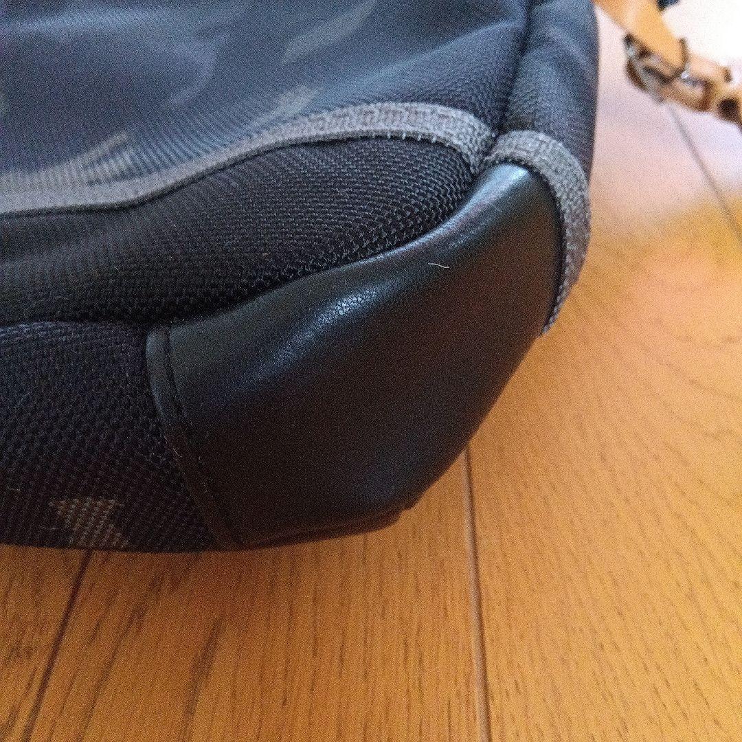 TUMI カモフラージュ ショルダーバッグ