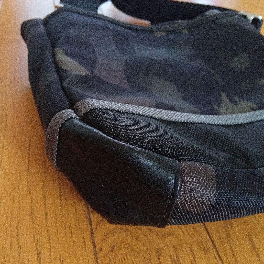 TUMI カモフラージュ ショルダーバッグ