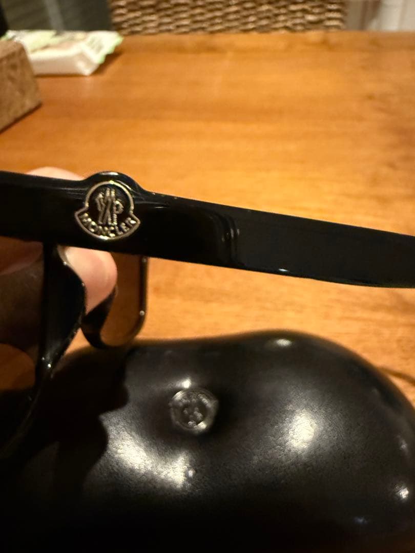 モンクレール　サングラス