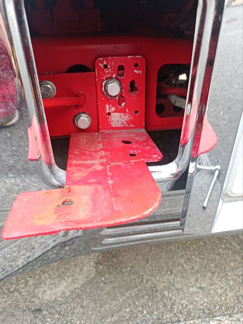 デコトラフォグランプバイザー付き