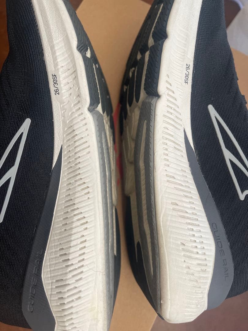 エクスペリエンス フォーム ウィメンズ　 ALTRA ロードランニングシューズ