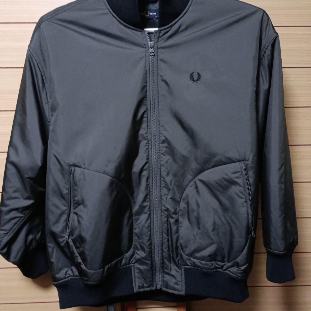 フレッドペリー ボンバー