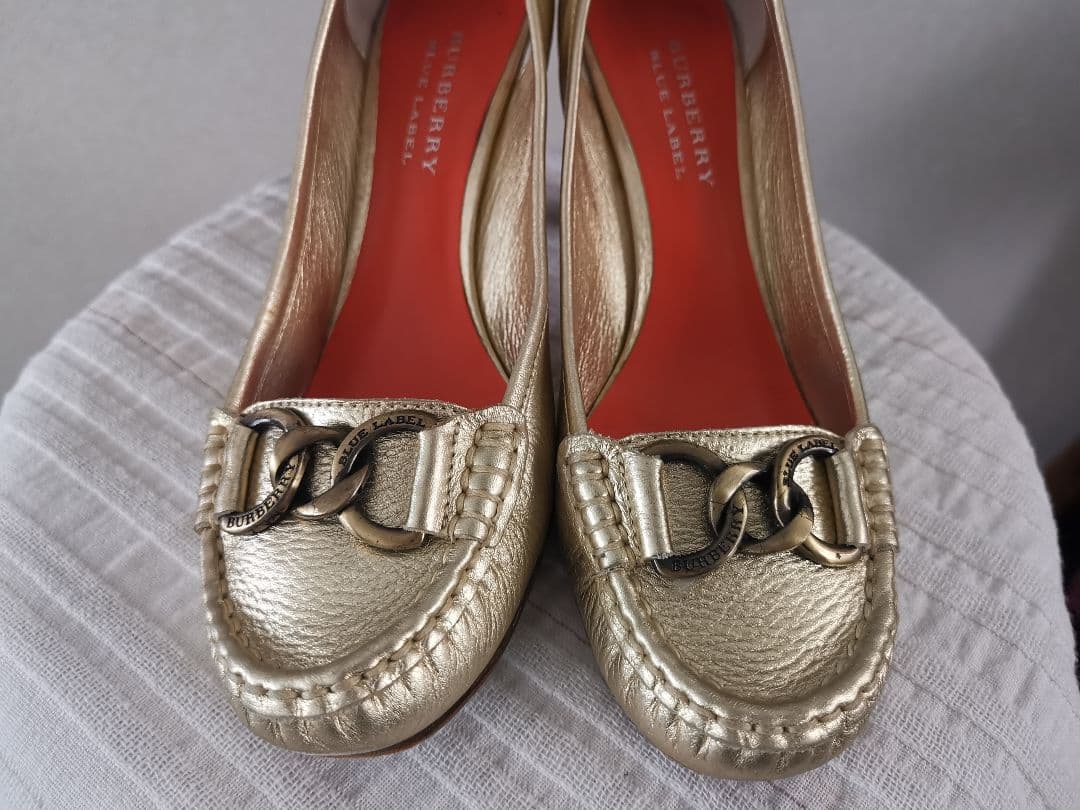【BURBERRY】ゴールド ローファー風ヒールシューズ ヒール約8cm