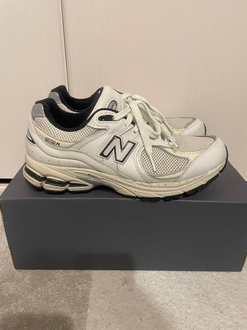 New Balance ML2002RQ 24.0cm ホワイト