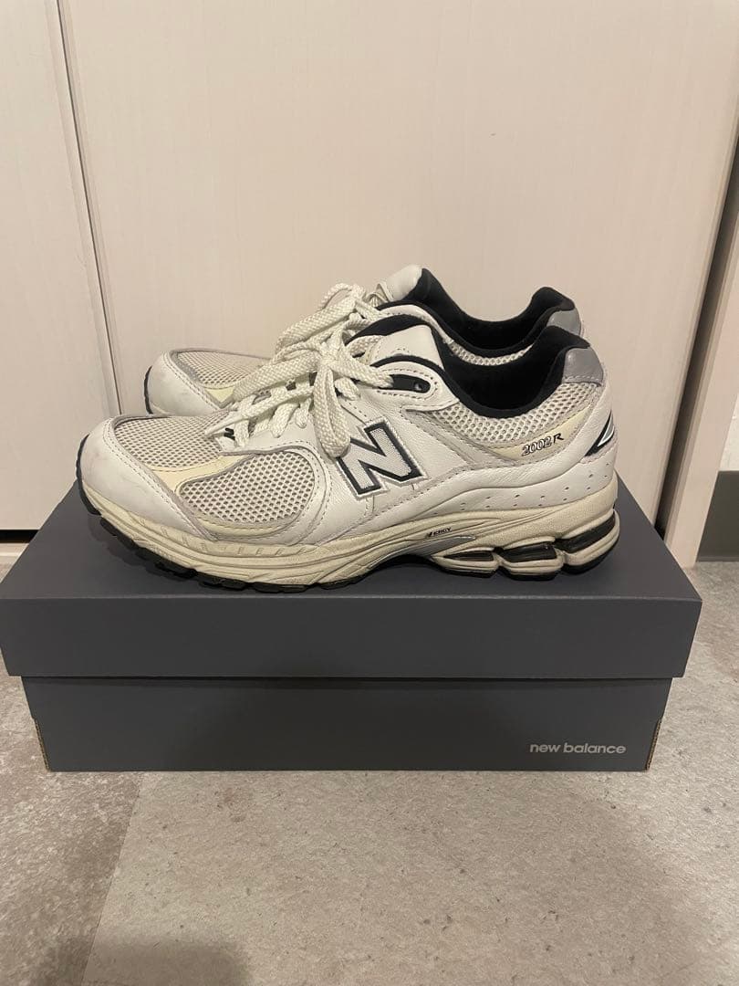New Balance ML2002RQ 24.0cm ホワイト