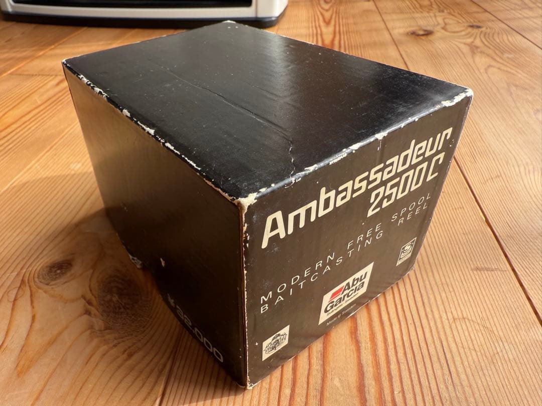 Abu ambassadeur 2500Cブラック