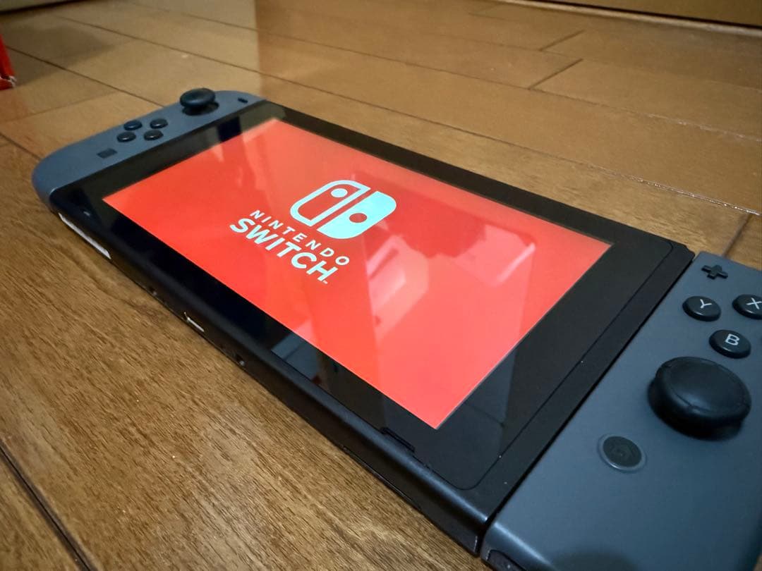 Nintendo Switch 本体 箱あり 美品 動作確認済み(SDカード付)