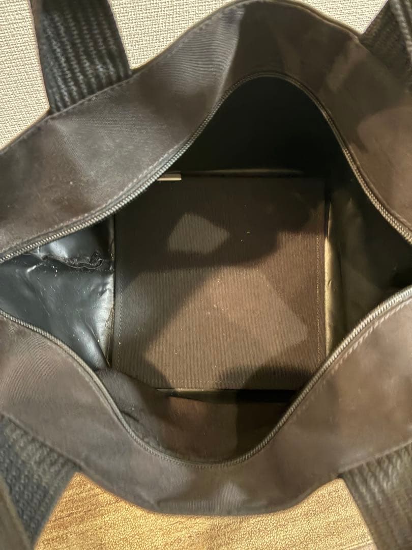 極美　エルベシャプリエ　舟型トートバッグダークダークブラウン