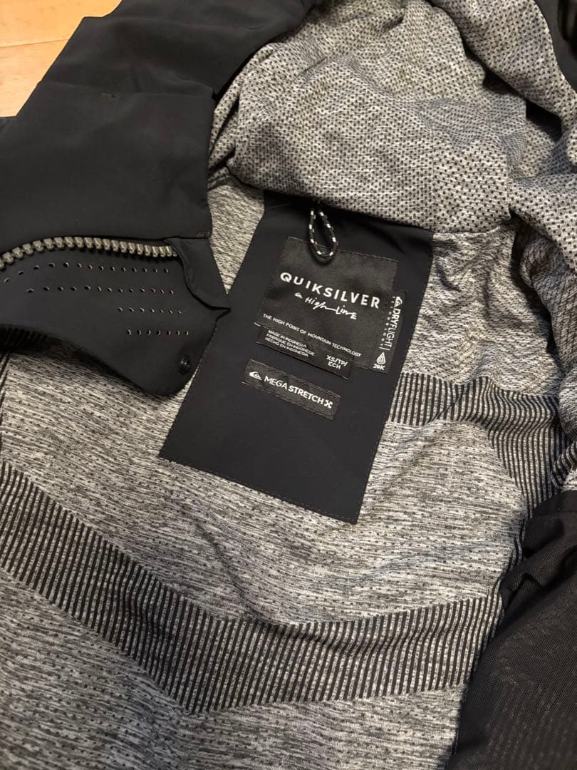 【QUIKSILVER】HIGHLINE 上下セットsize:XS - S