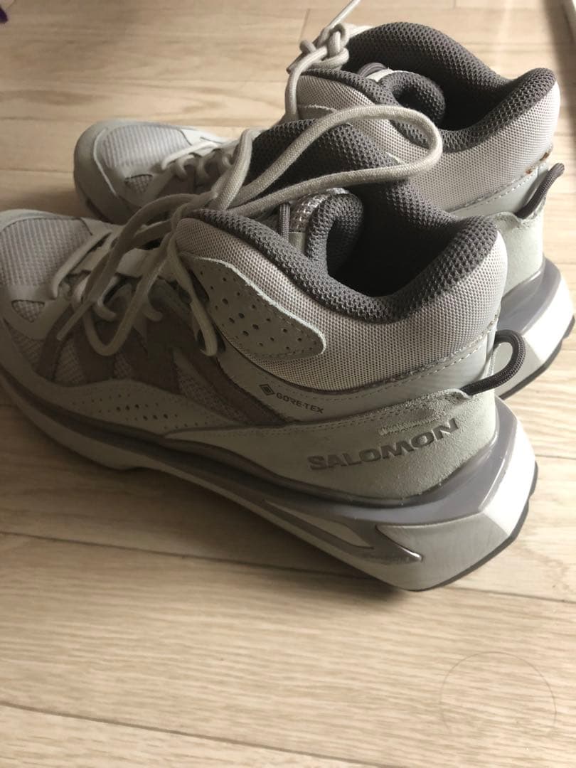 SALOMON GORE-TEX ハイカットシューズ グレー