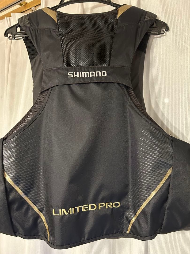 SHIMANO LIMITED PRO フィッシングベスト21日限定値下げ‼️