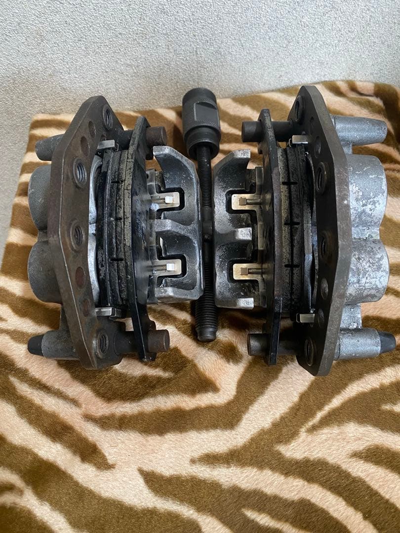 最終値下げ　ゼファー750 純正キャリパー　前後1台分