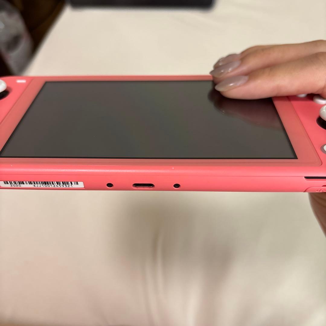 【値下げ中‼️】Nintendo Switch コーラル