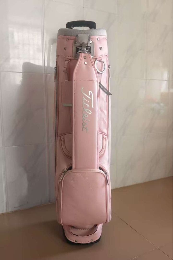 タイトリストゴルフバッグ　キャディバッグ　ピンク