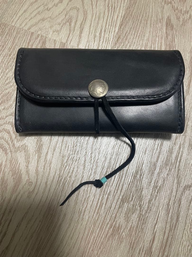 ゴローズ三つ折り財布 新品 黒