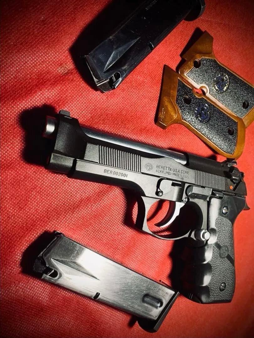 モデルガン サムライエッジカスタム M92F HW 未発火 実物パーツ付属品多数