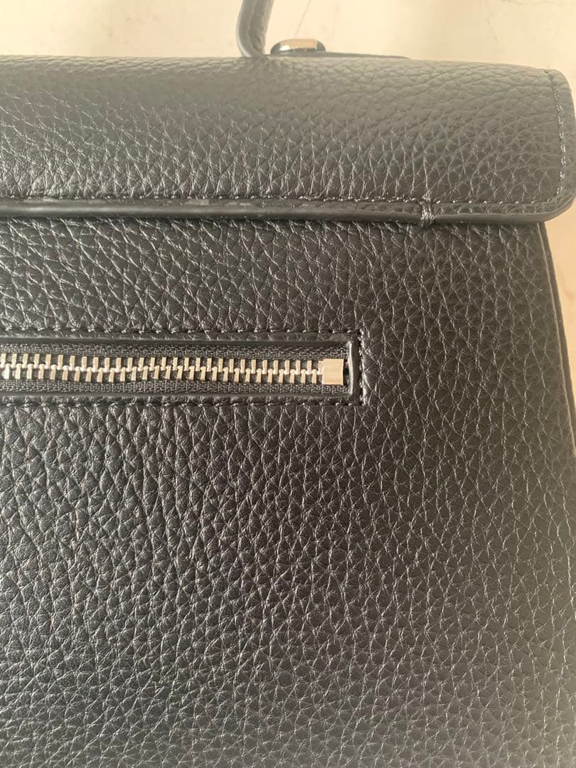 CAFUNEカフネ レザー　スタンス　ショルダー　ハンドバッグ