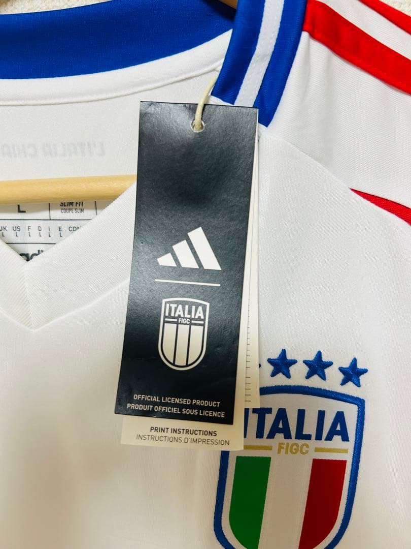 【正規品】イタリア代表 カラフィオーリ アウェイユニフォームＬサイズ新品未使用