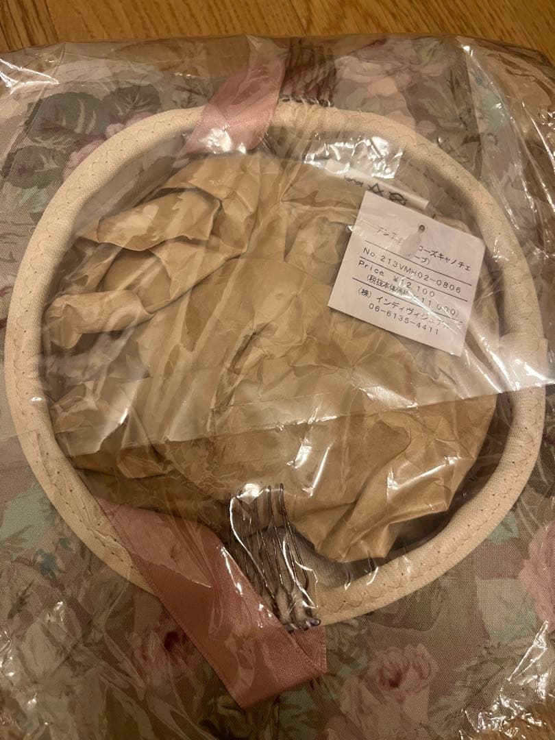 Victorian Maiden アンティークローズキャノチェ