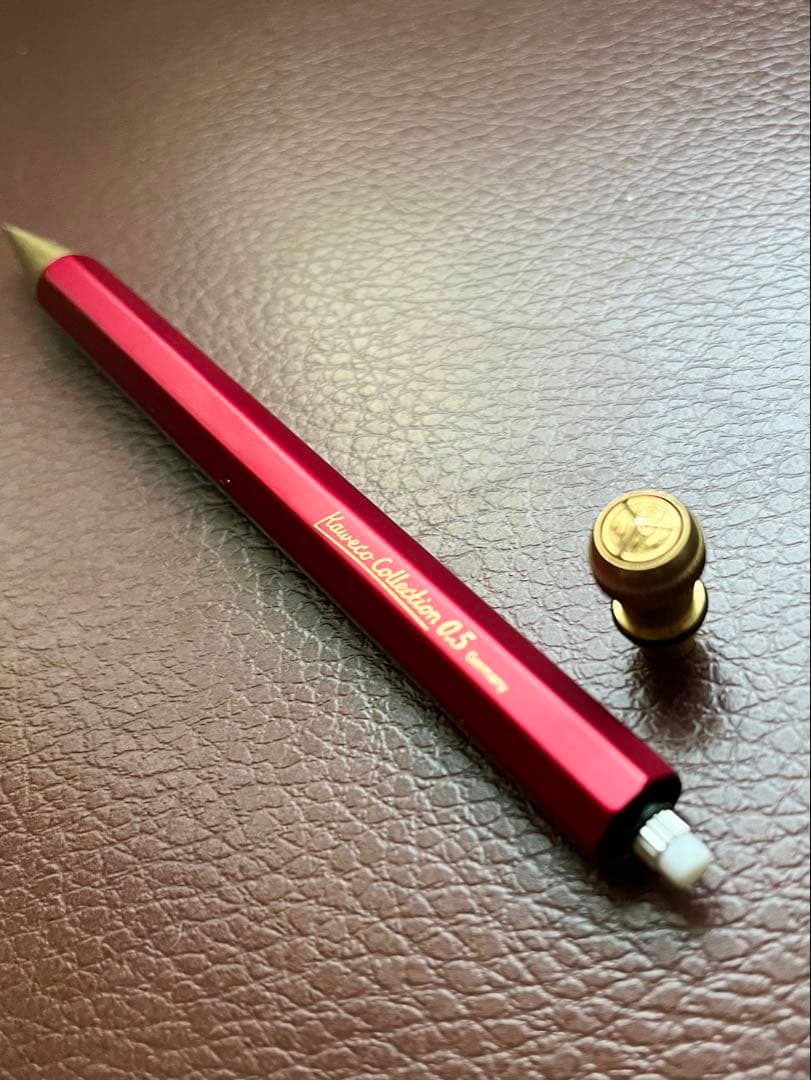 カヴェコスペシャル　レッド　限定　シャーペン　0.5 おまけのクリップ付