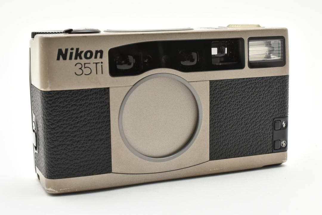 Nikon 35Ti フィルムカメラ