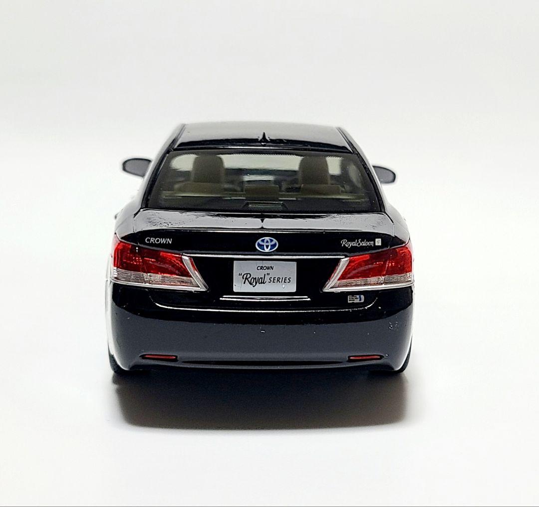 トヨタ 210系クラウンロイサルサルーンG カラーサンプル