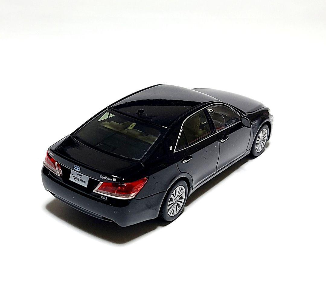 トヨタ 210系クラウンロイサルサルーンG カラーサンプル