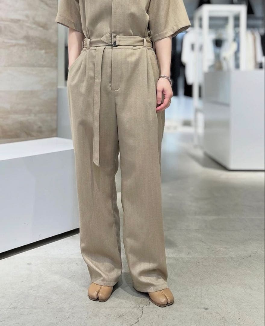 ニノさんとあそぼ　戸田恵梨香さん着用　新品GALERIE VIE ジャンプスーツ