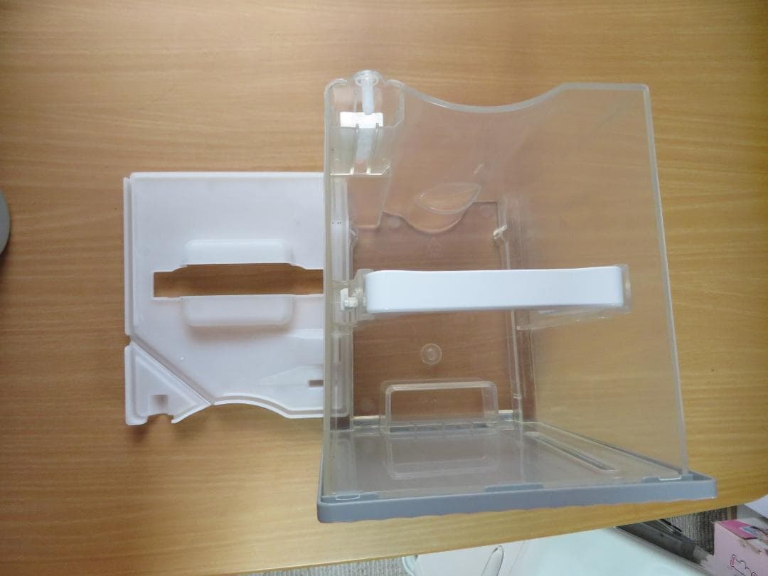 CADO　カドー　除湿器　DH-C7100　2019年製　本体のみ