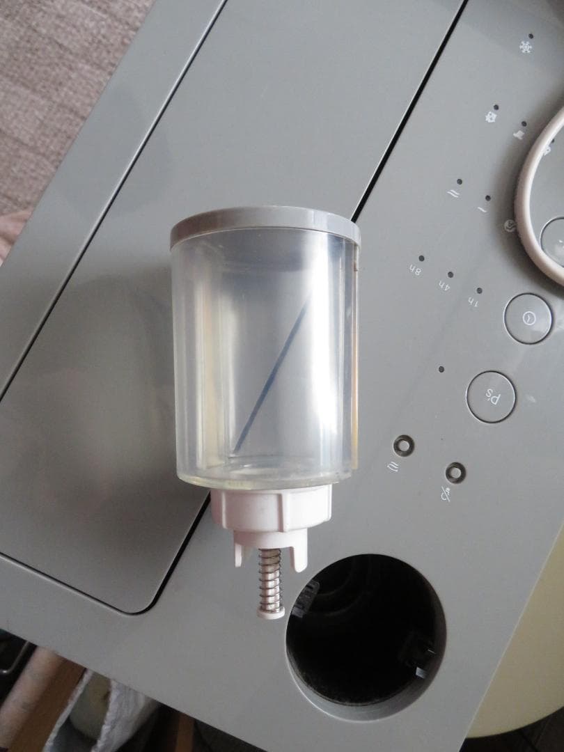 CADO　カドー　除湿器　DH-C7100　2019年製　本体のみ