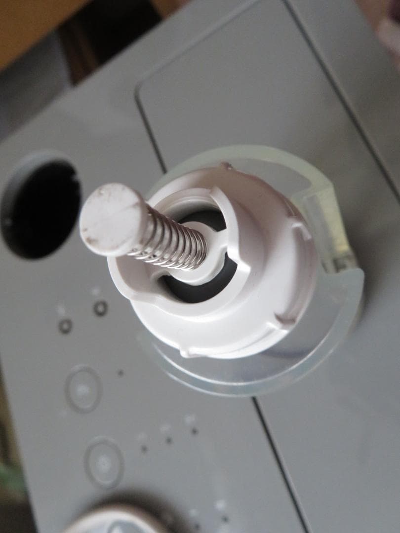 CADO　カドー　除湿器　DH-C7100　2019年製　本体のみ