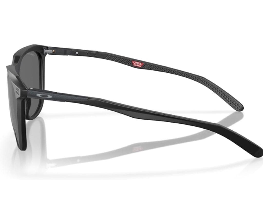 ironaka.t　Oakley サングラス　009286A（新品）