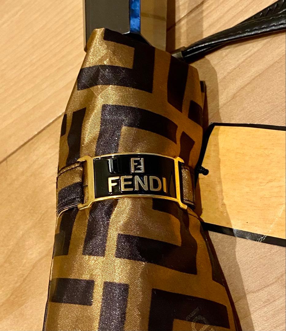 FENDI 折りたたみ傘 黒/金