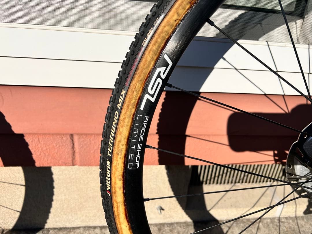 TREK Boone 2020モデル Di2 アルテグラ スペアホイール・タイヤ