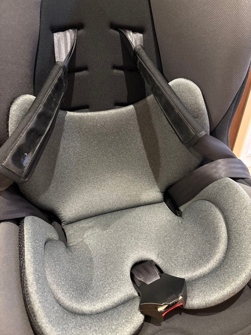 Joie 新生児対応 軽量＆簡単取付 チャイルドシート Tilt チルト