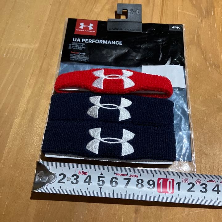 新品ナイキ、アンダーアーマーヘッドバンド１本