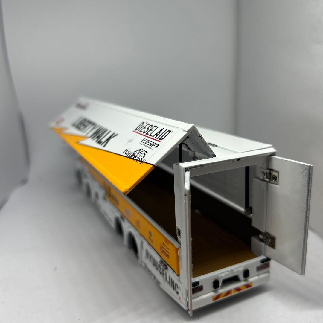 三菱ふそうスーパーグレート（LB-TRUCKS仕様）