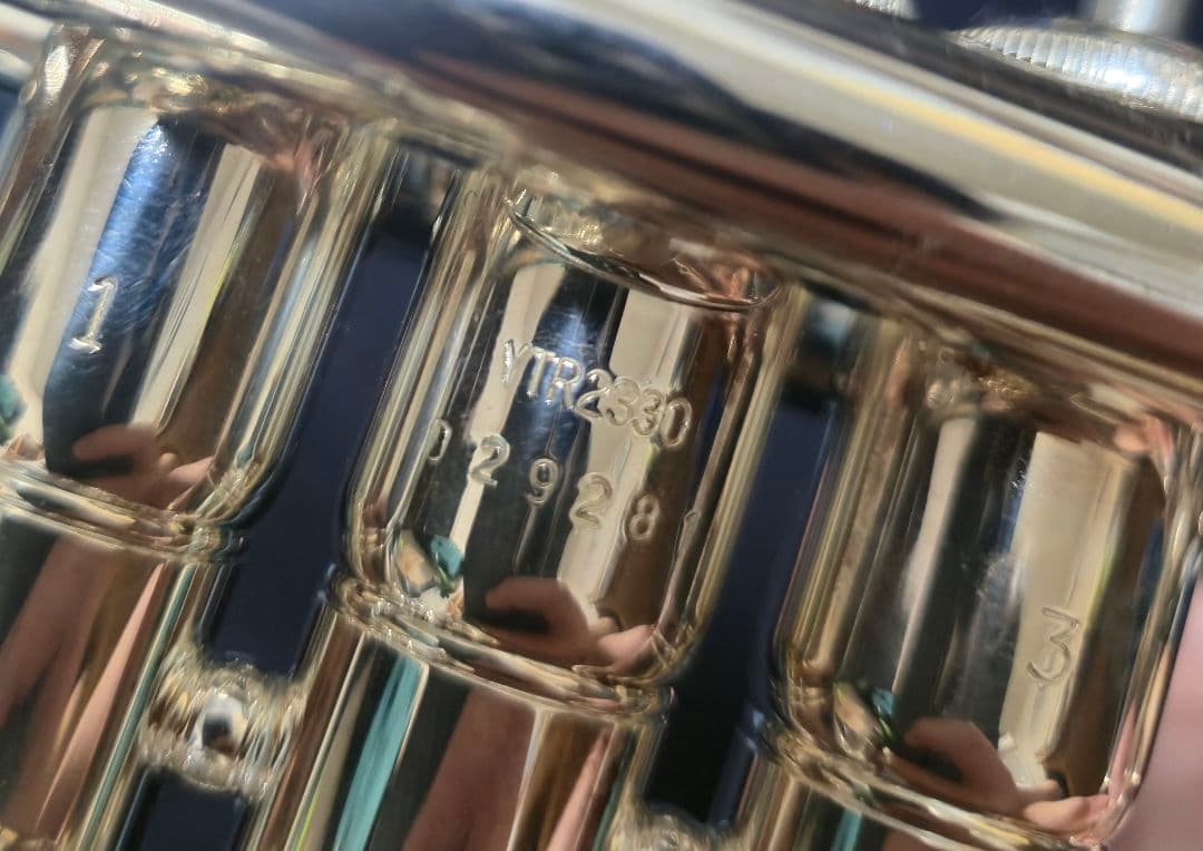 YAMAHA B♭トランペット YTR-2330S 中古美品