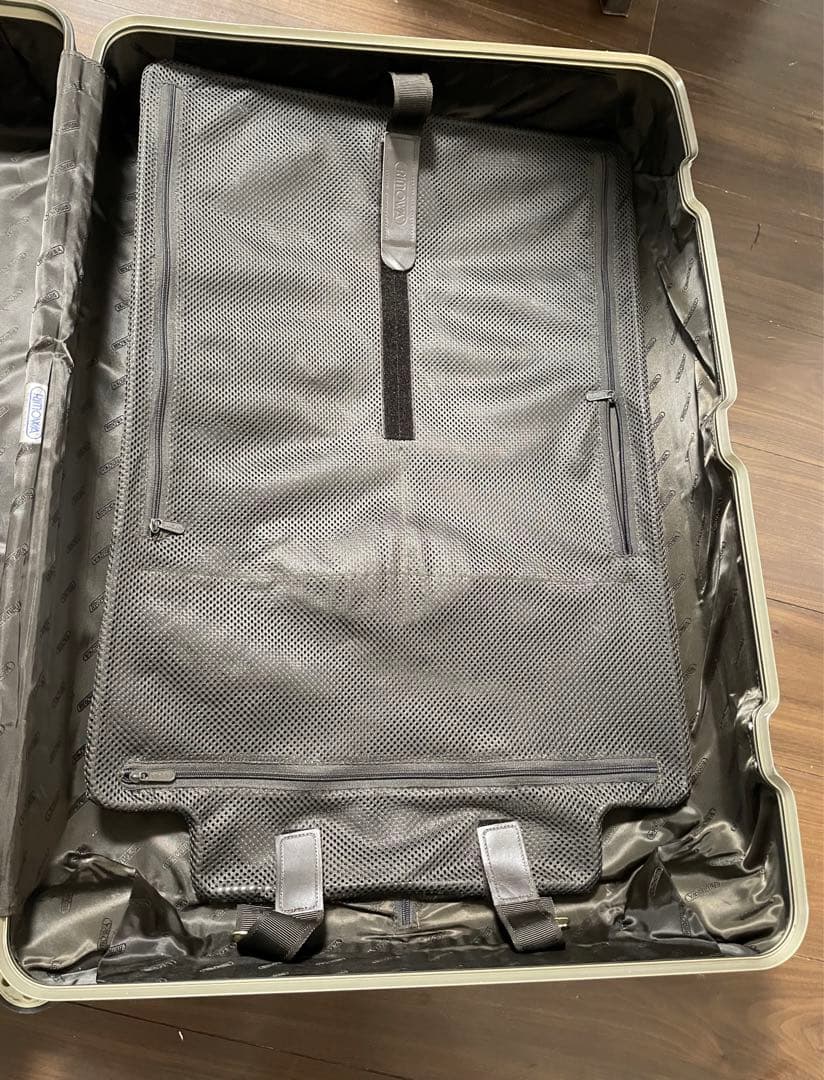 【3/31まで】RIMOWA リモワ　トパーズチタニウム廃盤革ハンドル 98L