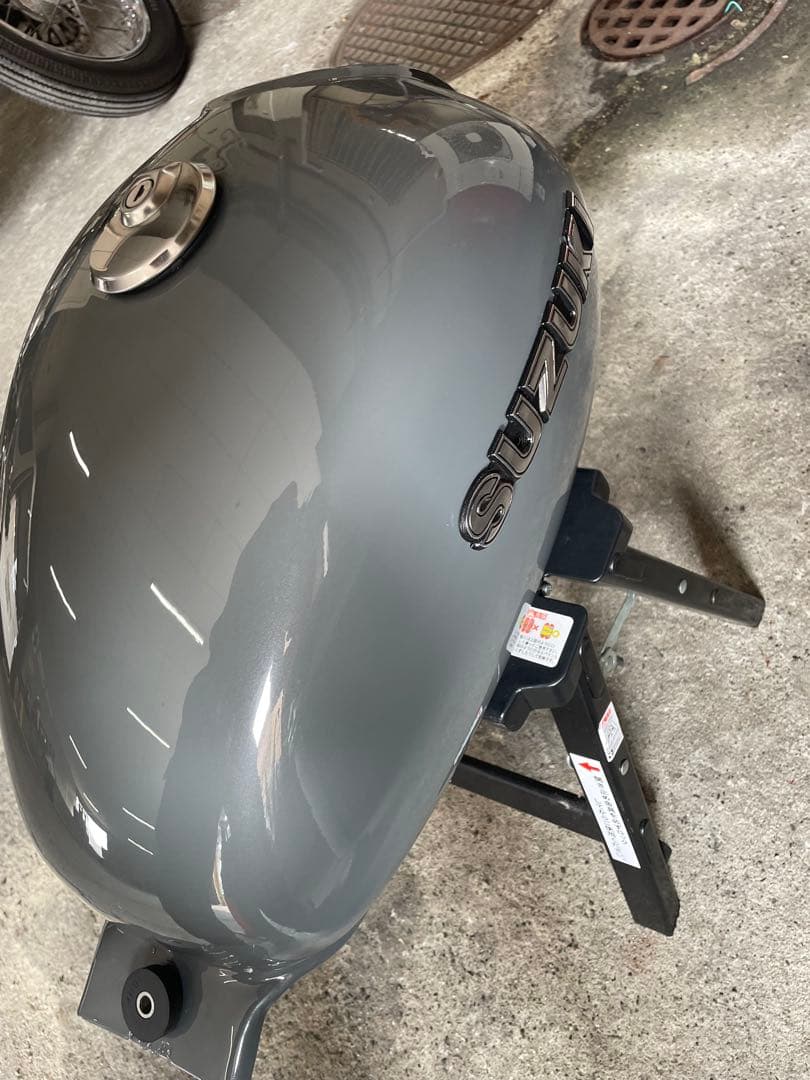 スズキ　 st250e キャブ車　純正タンク グレー